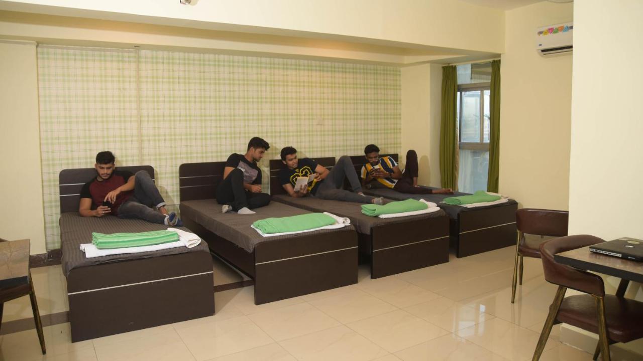 Offbeat Ccu Hostel Kolkata Exterior photo